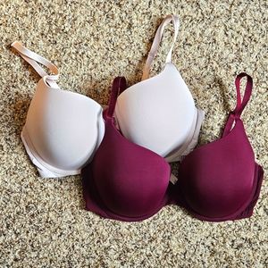 2 Victoria’s Secret T-Shirt Push-Up Full Coverage Bra